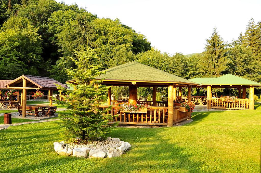 Hotel Clermont Covasna Zewnętrze zdjęcie
