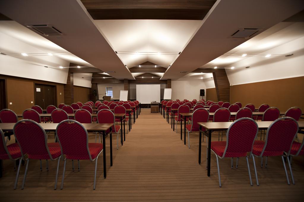 Hotel Clermont Covasna Zewnętrze zdjęcie