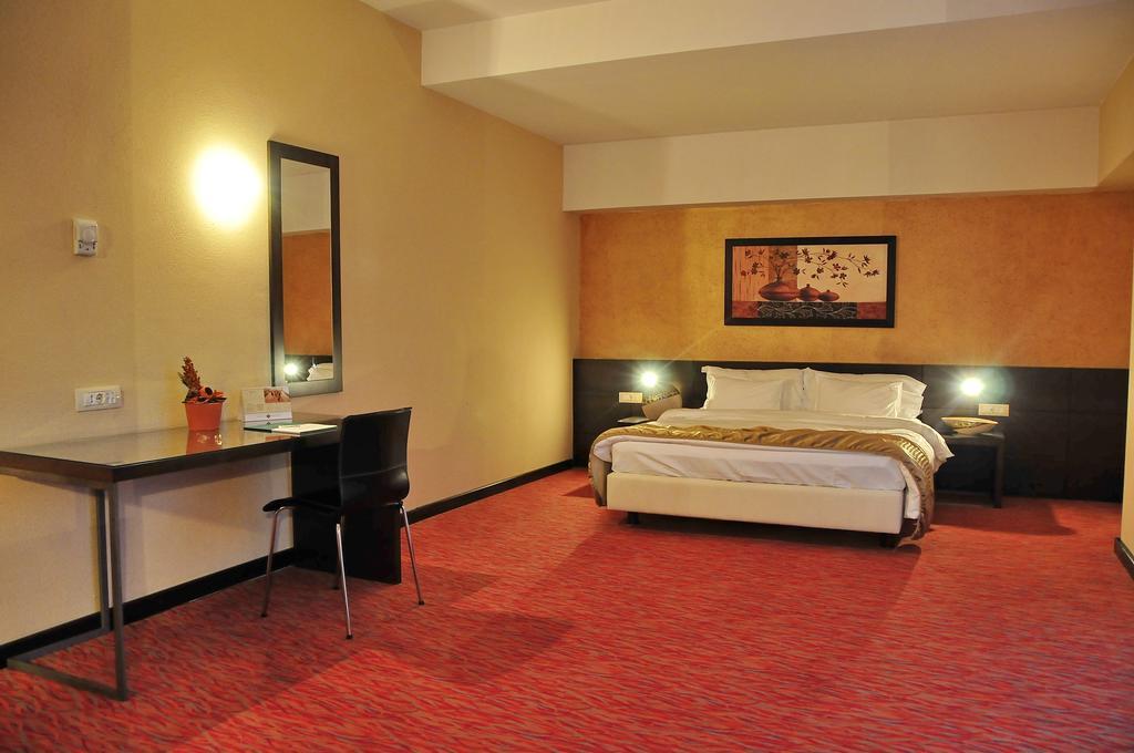 Hotel Clermont Covasna Pokój zdjęcie