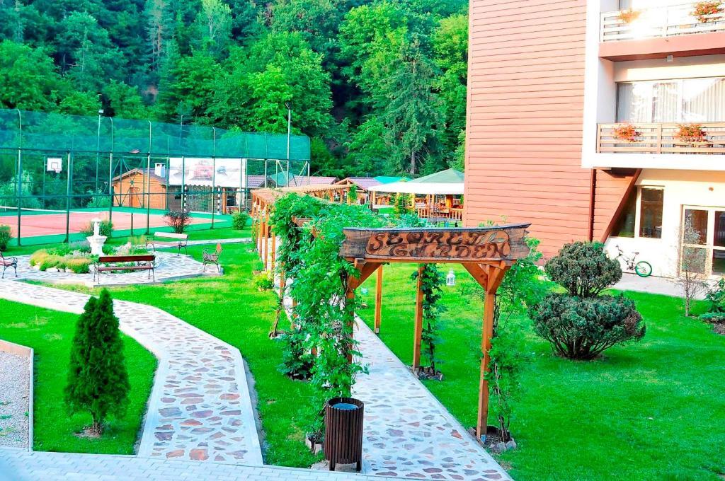 Hotel Clermont Covasna Zewnętrze zdjęcie